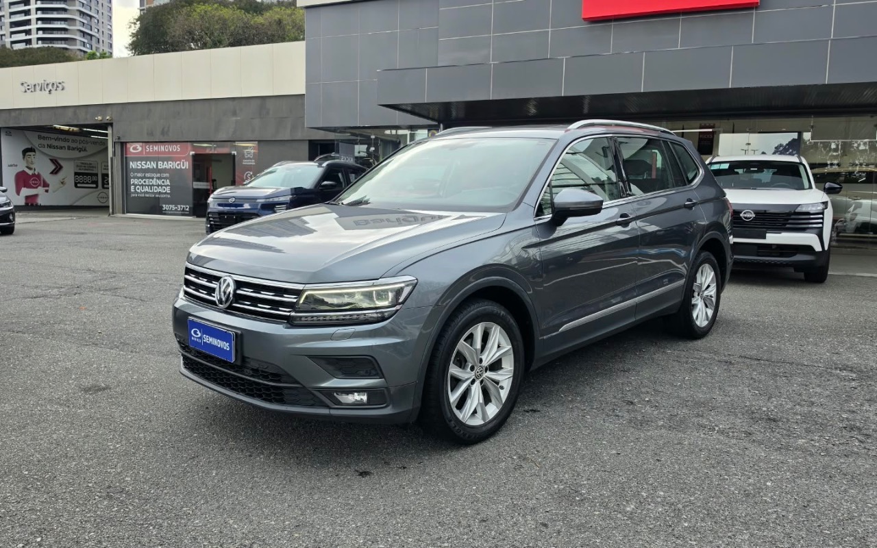 Volkswagen Tiguan 2019 Cinza — foto 1 de 3
