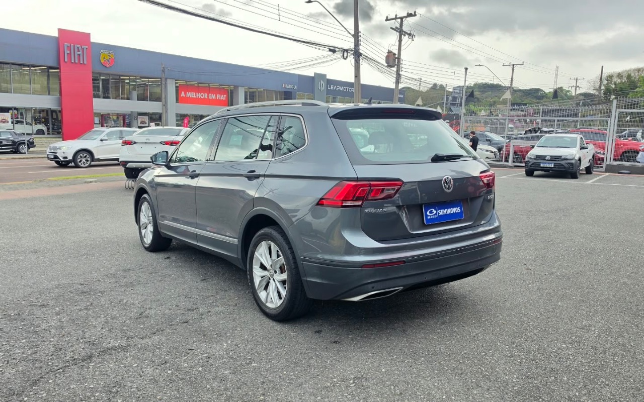 imagem-https://www.socarrao.com.br/sc-vehicle-images-prod/4328409/1791636559213-ZTdmMzY3MzctNjk5Zi00ZDQ4LWEwNWQtOTY3NTc2MTJkNzk3LmpwZWc.jpeg