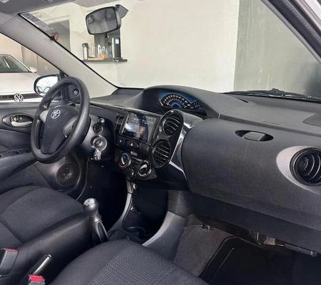 imagem-https://www.socarrao.com.br/sc-vehicle-images-prod/4328427/1791634186418-8494933_11_B_2959ec9e66.jpeg
