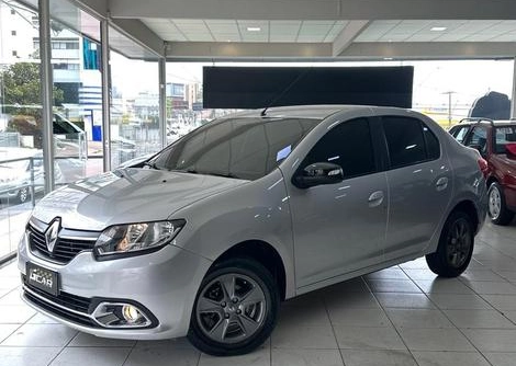Renault Logan 2017 Prata — foto 1 de 3