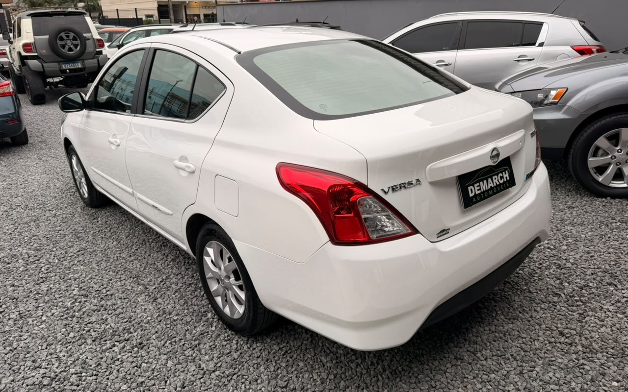 imagem-https://www.socarrao.com.br/sc-vehicle-images-prod/4328454/1791634687604-My5qcGVn.jpeg