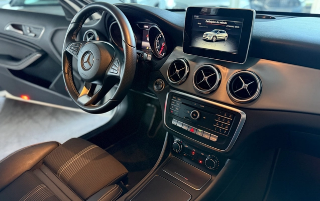 imagem-https://www.socarrao.com.br/sc-vehicle-images-prod/4328458/1791635199364-9bc2cf05-7ff1-403d-9096-e29bb629d8fd.jpg