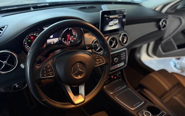 imagem-https://www.socarrao.com.br/sc-vehicle-images-prod/4328458/1791635199384-b6d0f8a2-fac0-4762-a53d-d415e6aa0006.jpg