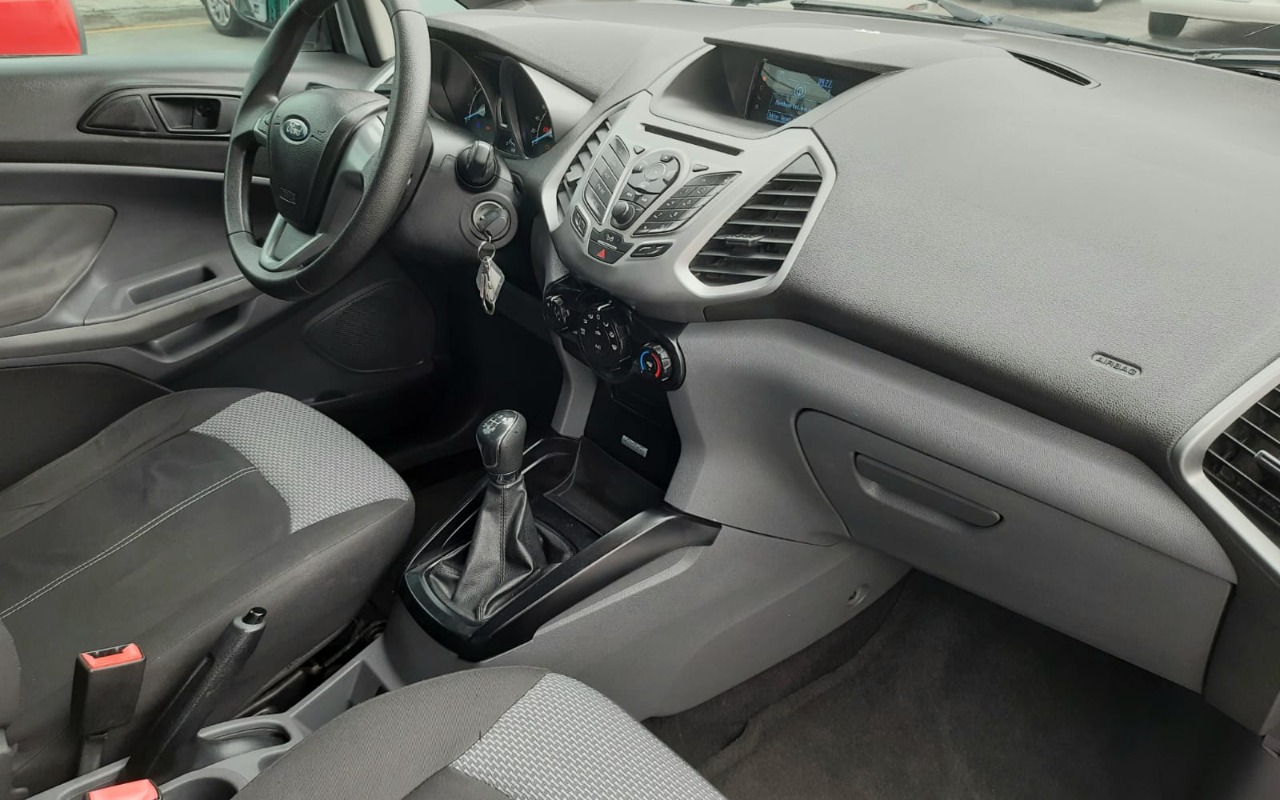 imagem-https://www.socarrao.com.br/sc-vehicle-images-prod/4328459/1791641211331-OS5qcGVn.jpeg
