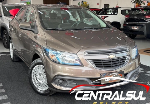 Chevrolet Prisma 2014 Cinza — foto 1 de 3