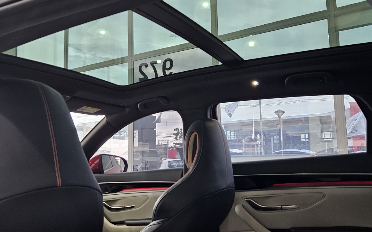 imagem-https://www.socarrao.com.br/sc-vehicle-images-prod/4328466/1791636363987-NjVjMmJmZDMtZDExYi00MzhjLTg3NGYtNTc3MzE2ZGZhYWIxLmpwZWc.jpeg
