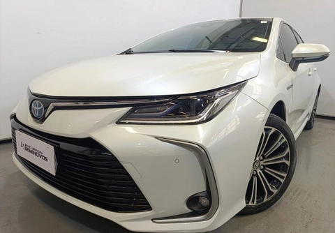 Toyota Corolla 2023 Branco — foto 1 de 3