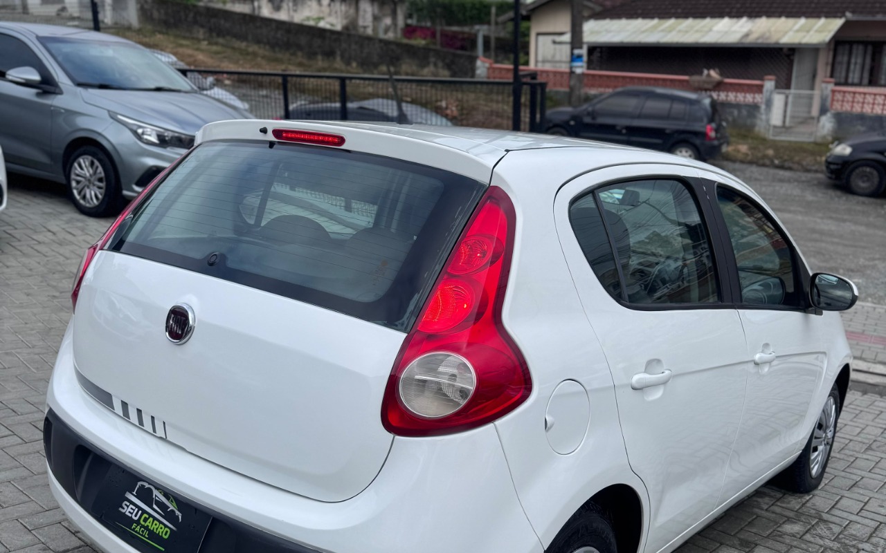 imagem-https://www.socarrao.com.br/sc-vehicle-images-prod/4328509/1791637512608-SU1HLTIwMjYxMDA5LVdBMDAzOS5qcGc.jpg