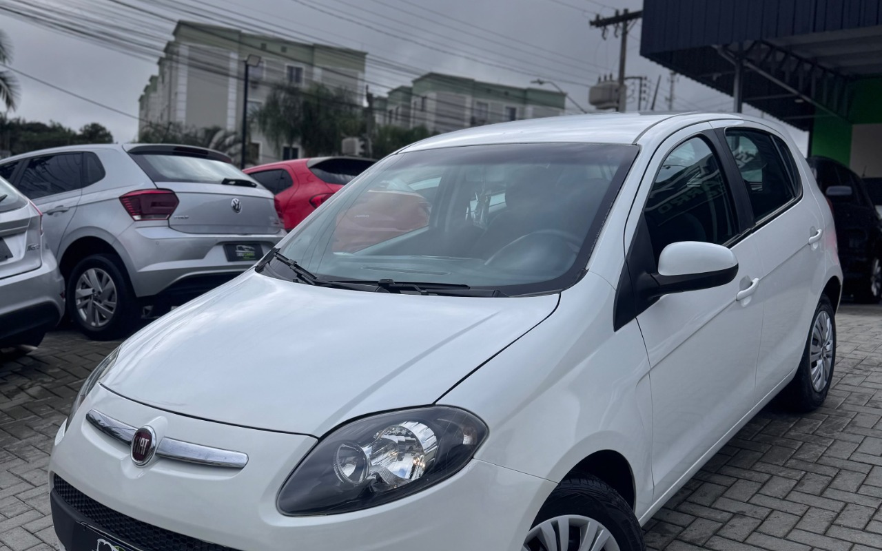 imagem-https://www.socarrao.com.br/sc-vehicle-images-prod/4328509/1791637512836-SU1HLTIwMjYxMDA5LVdBMDAyMi5qcGc.jpg