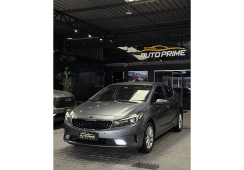 Kia Cerato 1.6 16V Flex Aut. 2017 Cinza — foto 1 de 3