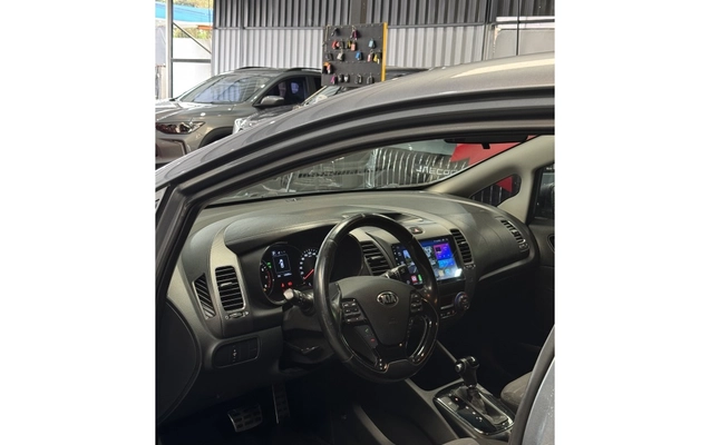 imagem-https://www.socarrao.com.br/sc-vehicle-images-prod/4328525/1791638369819-1_101008.jpg