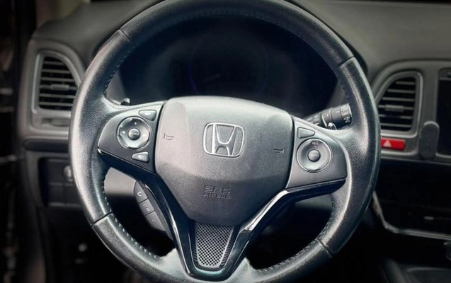 imagem-https://www.socarrao.com.br/sc-vehicle-images-prod/4328532/1791638577731-8560146_7_B_7dcffd840e.jpeg