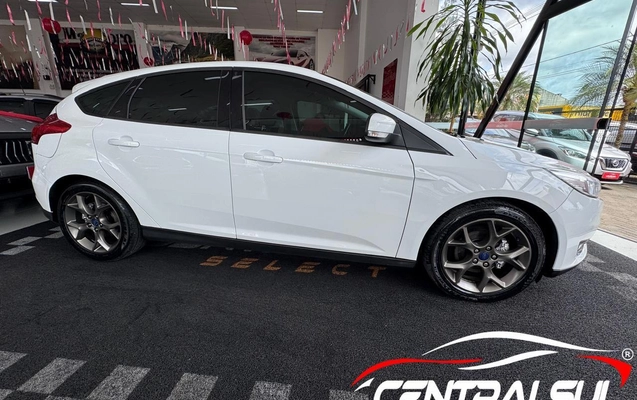 imagem-https://www.socarrao.com.br/sc-vehicle-images-prod/4328549/1791639142923-18389f6b0ed644a1bc1de4e1b0458879_1791639082666.jpg