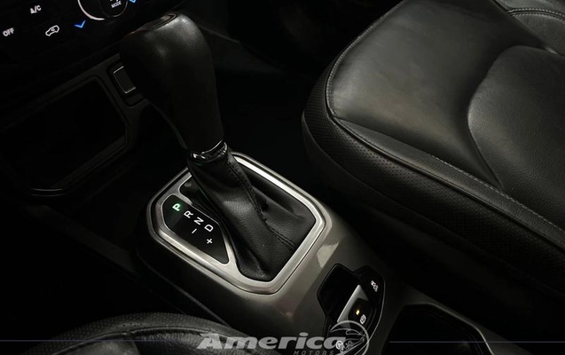 imagem-https://www.socarrao.com.br/sc-vehicle-images-prod/4328553/1791639321223-8561920_0_B_135fe0ef6f.jpeg
