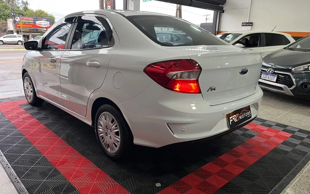 imagem-https://www.socarrao.com.br/sc-vehicle-images-prod/4328568/1791640094039-V2hhdHNBcHAgSW1hZ2UgMjAyNi0xMC0wOCBhdCAxNy41My4wMyAoNSkuanBlZw.jpeg
