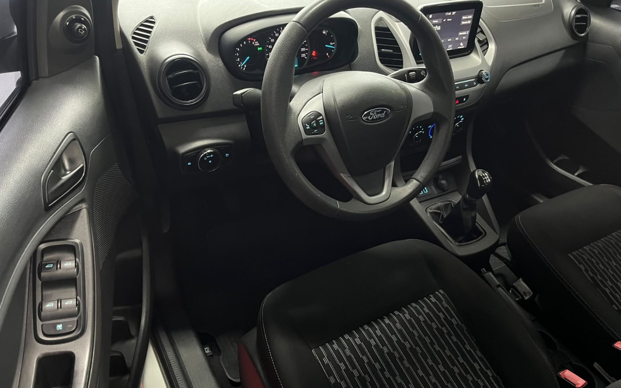 imagem-https://www.socarrao.com.br/sc-vehicle-images-prod/4328568/1791640094281-V2hhdHNBcHAgSW1hZ2UgMjAyNi0xMC0wOCBhdCAxNy41My4wMi5qcGVn.jpeg