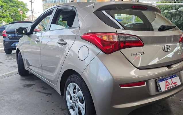 imagem-https://www.socarrao.com.br/sc-vehicle-images-prod/4328618/1791640350834-gb-572c77c.jpeg