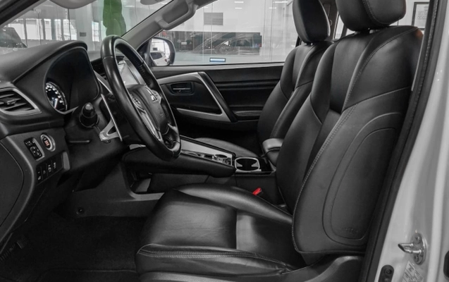 imagem-https://www.socarrao.com.br/sc-vehicle-images-prod/4328623/1791640605084-T6ttncteFF4ZkcGP5dkF11CSG8bWMF6b.jpg