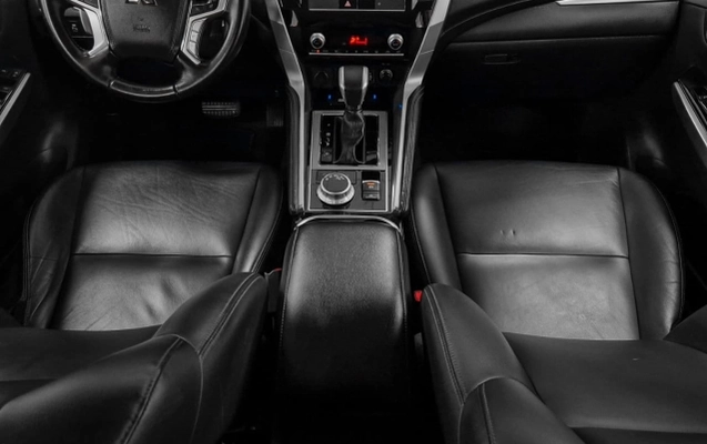 imagem-https://www.socarrao.com.br/sc-vehicle-images-prod/4328623/1791640605087-J1PklhX9lOA8FcxO4DzmawsKpLWIV51G.jpg