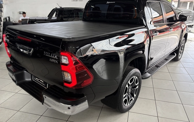 imagem-https://www.socarrao.com.br/sc-vehicle-images-prod/4328646/1791643599824-exo712Nkw7Gxelqs7aeU43K4VUgp6JqY.jpg