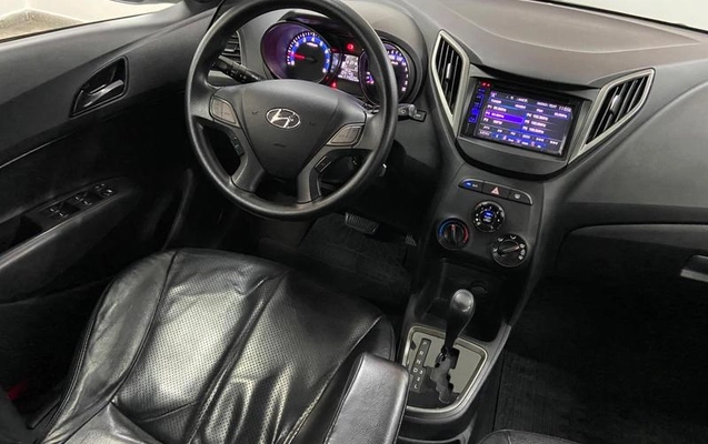 imagem-https://www.socarrao.com.br/sc-vehicle-images-prod/4328647/1791641356132-8560056_7_B_cb506cab2e.jpeg
