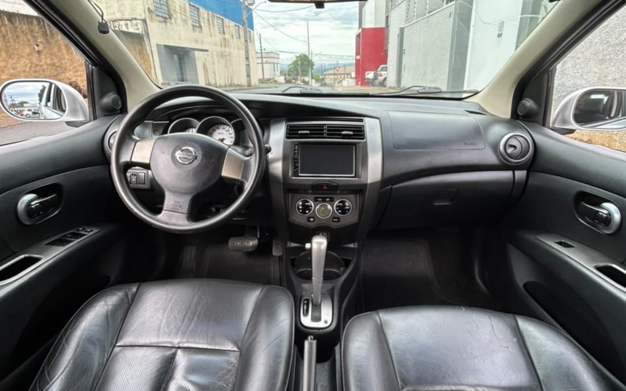 imagem-https://www.socarrao.com.br/sc-vehicle-images-prod/4328665/1791642040313-Mi5qcGVn.jpeg