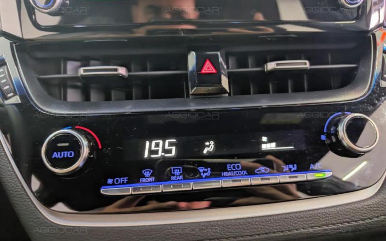 imagem-https://www.socarrao.com.br/sc-vehicle-images-prod/4328666/1792249302414-RkNfMjUyMF84NTQwNjg5XzFfVl9mMmM0NmRkMWY4LmpwZWc.jpeg