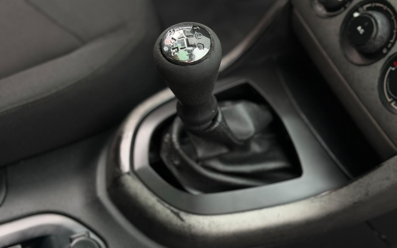 imagem-https://www.socarrao.com.br/sc-vehicle-images-prod/4328668/1791642106995-V2hhdHNBcHAgSW1hZ2UgMjAyNi0xMC0xMCBhdCAxMC41My4yMCAoMykuanBlZw.jpeg
