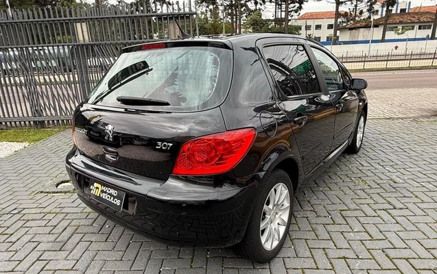 imagem-https://www.socarrao.com.br/sc-vehicle-images-prod/4328677/1791654833097-8562019_4_B_9cae2e1b99.jpeg