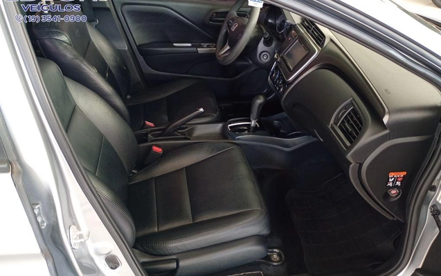 imagem-https://www.socarrao.com.br/sc-vehicle-images-prod/4328682/1791642317512-1238981.jpg