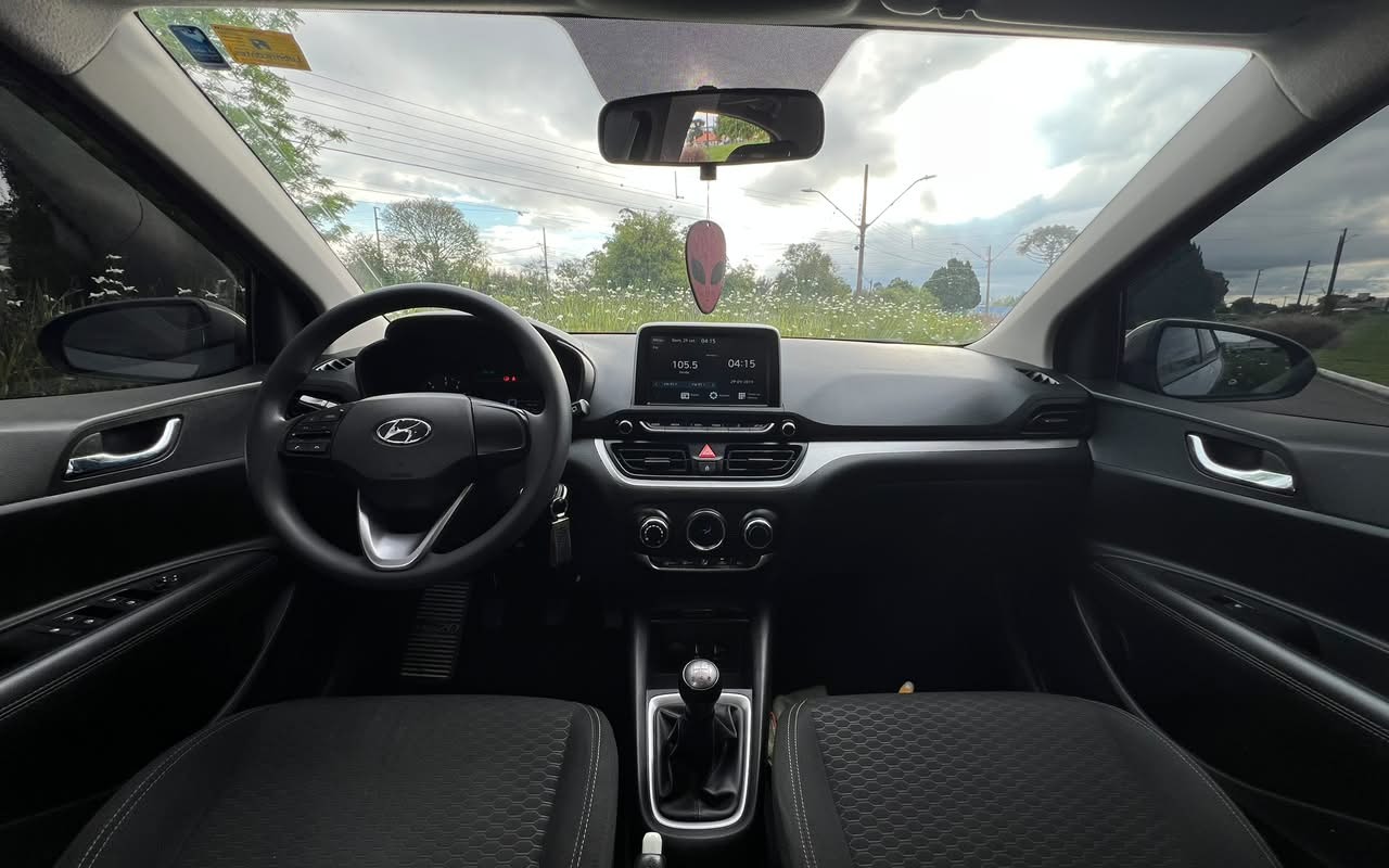 imagem-https://www.socarrao.com.br/sc-vehicle-images-prod/4328691/1791642441927-V2hhdHNBcHAgSW1hZ2UgMjAyNi0xMC0wOCBhdCAwOS4zNy40MS5qcGVn.jpeg