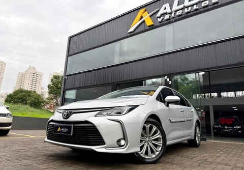 Toyota Corolla 2022 Prata — foto 1 de 3