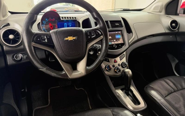 imagem-https://www.socarrao.com.br/sc-vehicle-images-prod/4328705/1791642897032-8420022_6_B_70301cf4e1.jpeg