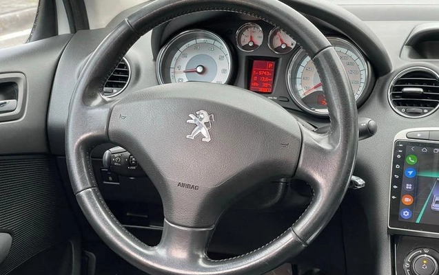 imagem-https://www.socarrao.com.br/sc-vehicle-images-prod/4328715/1791642998000-8481918_2_B_c7df832802.jpeg