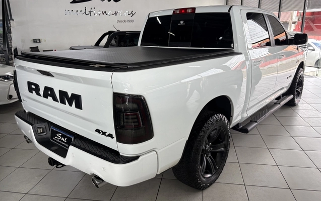 imagem-https://www.socarrao.com.br/sc-vehicle-images-prod/4328724/1791643254671-JNTIe0wecVO4kz3MVWJh3Zri7n0Ko8yu.jpg