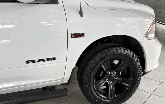 imagem-https://www.socarrao.com.br/sc-vehicle-images-prod/4328724/1791643254672-PyirrMvApkzNBLivKhNCW2RTSg5ATUG0.jpg