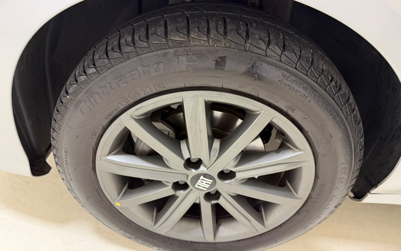 imagem-https://www.socarrao.com.br/sc-vehicle-images-prod/4328726/1791643299342-V2hhdHNBcHAgSW1hZ2UgMjAyNi0xMC0xMCBhdCAxMC40Ny4yNiAoMSkuanBlZw.jpeg