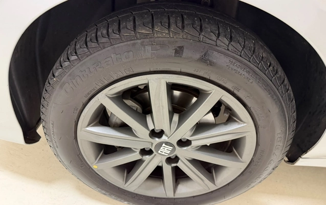 imagem-https://www.socarrao.com.br/sc-vehicle-images-prod/4328726/1791643299342-V2hhdHNBcHAgSW1hZ2UgMjAyNi0xMC0xMCBhdCAxMC40Ny4yNiAoMSkuanBlZw.jpeg