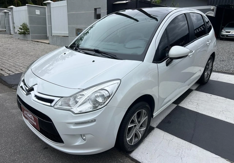 Citroën C3 2017 Branco — foto 1 de 3