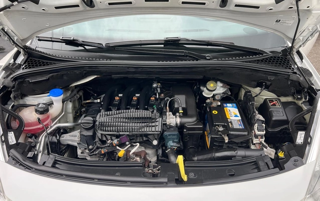 imagem-https://www.socarrao.com.br/sc-vehicle-images-prod/4328728/1791643340763-003_9259db43dbc033875ed2d6fee371a986.jpg