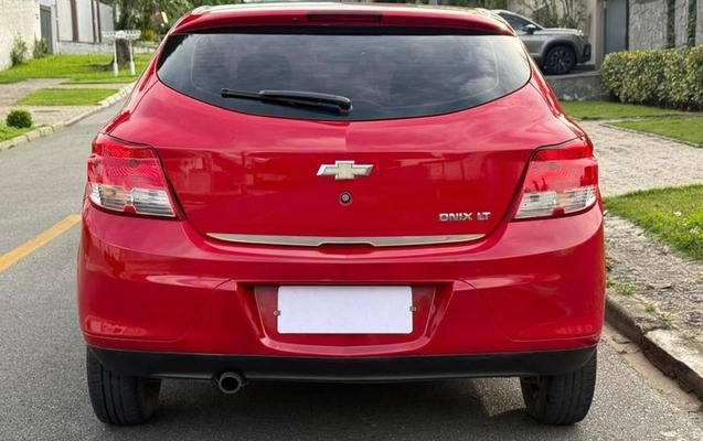 imagem-https://www.socarrao.com.br/sc-vehicle-images-prod/4328733/1791643418664-8553727_2_B_635dea3be3.jpeg