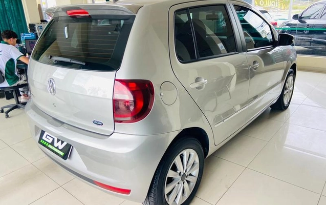 imagem-https://www.socarrao.com.br/sc-vehicle-images-prod/4328734/1792518003075-8460722_10_B_b6174f888b.jpeg