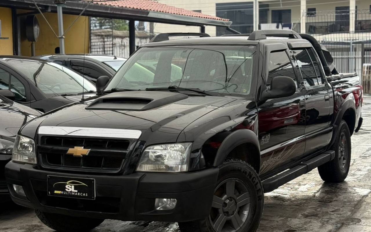 Chevrolet S10 2011 Preto — foto 1 de 3