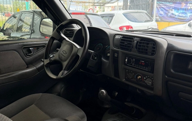 imagem-https://www.socarrao.com.br/sc-vehicle-images-prod/4328741/1791643590352-YTAyZjk1NmEtZWEzNy00YWI1LTg5ZDItZWUzYjE2ZjlkMWM5LmpwZWc.jpeg