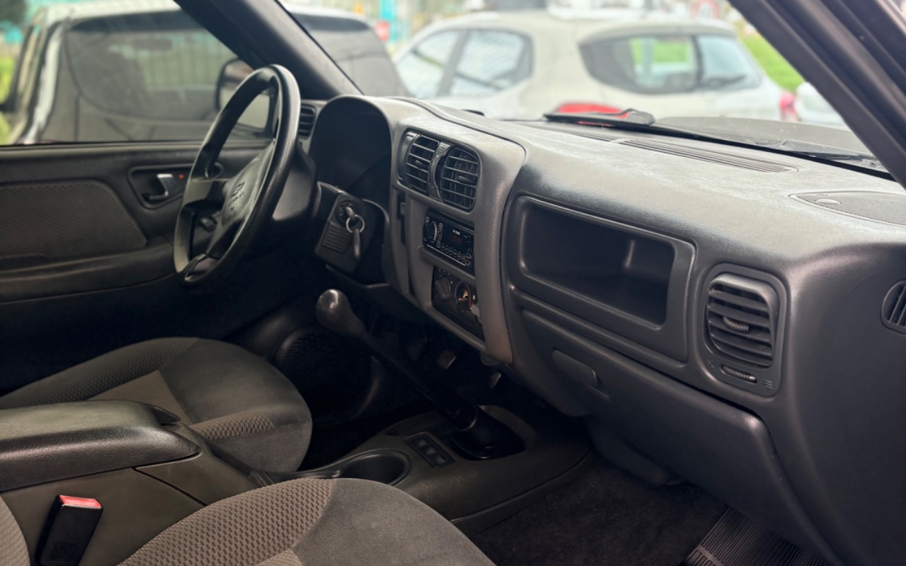 imagem-https://www.socarrao.com.br/sc-vehicle-images-prod/4328741/1791643590744-SU1HXzA1MDEuanBlZw.jpeg