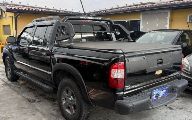 imagem-https://www.socarrao.com.br/sc-vehicle-images-prod/4328741/1791643591111-YTJjNjNlMGYtZGJmOS00NWU0LWJkYjMtYzllMzA4MzU4NjRhLmpwZWc.jpeg