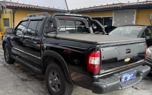 imagem-https://www.socarrao.com.br/sc-vehicle-images-prod/4328741/1791643591434-ZjliYjAyYmUtNGE3Zi00Y2UxLWJmMjMtN2MxY2U4MjBhMmE3LmpwZWc.jpeg