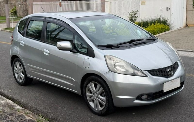imagem-https://www.socarrao.com.br/sc-vehicle-images-prod/4328746/1791643705245-8557264_5_B_dc905c3b66.jpeg