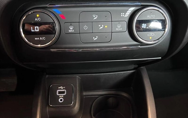 imagem-https://www.socarrao.com.br/sc-vehicle-images-prod/4328757/1791644120210-8559422_15_B_735a2ad5de.jpeg
