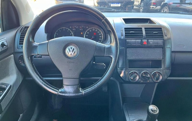 imagem-https://www.socarrao.com.br/sc-vehicle-images-prod/4328758/1791643994363-8562585_13_B_e9d2c0635e.jpeg
